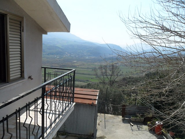 Property for sale in Altino, Chieti Province