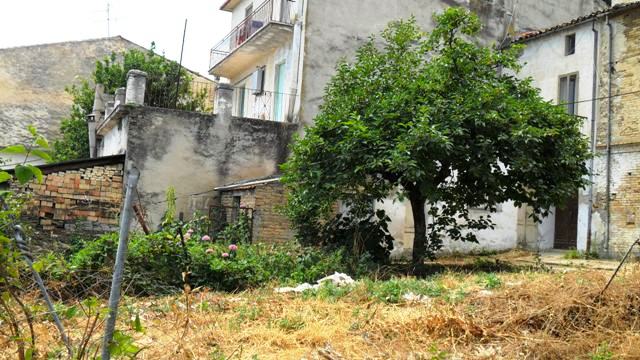 Property for sale in Poggiofiorito, Chieti Province