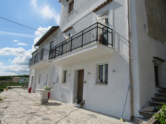 Renovating and restructuring property in Abruzzo
